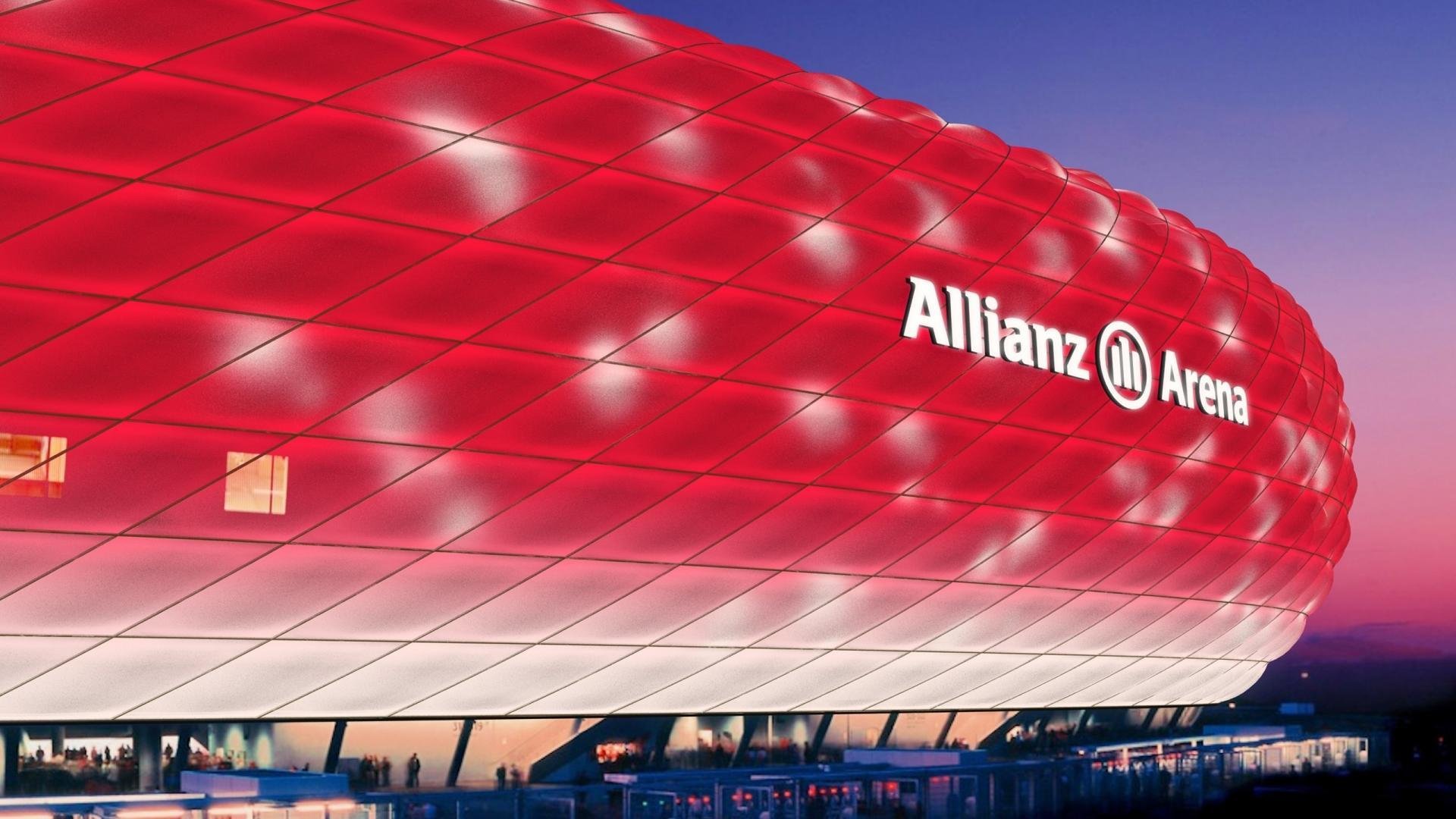 强压的艺术与接管的时刻,足球世界里两种唯一性的对话